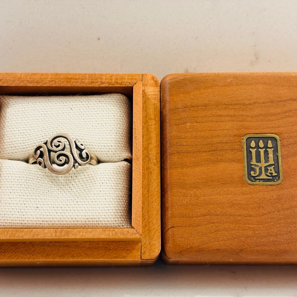 Retired James Avery Sterling Silver Ring